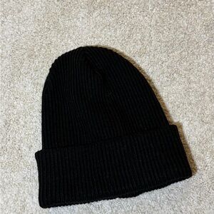 Classic Black Ribbed Beanie